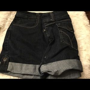 Nine West Women’s Jean Shorts☀️